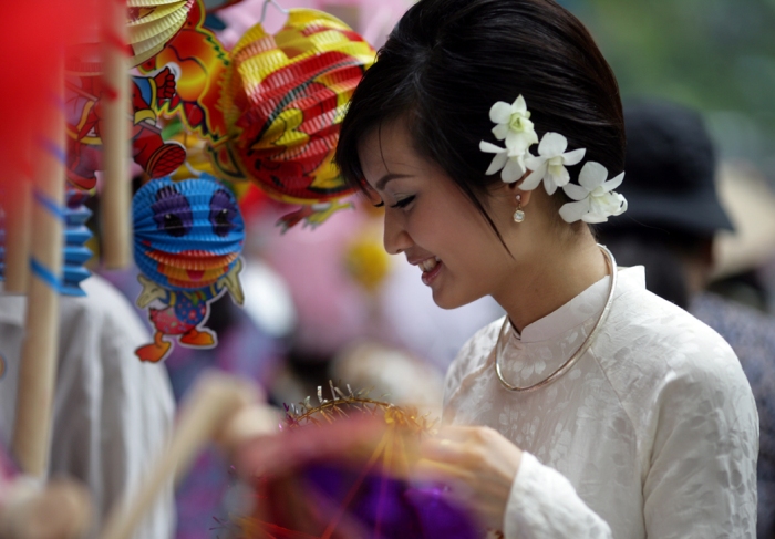 晒晒越南传统美女的万千风情